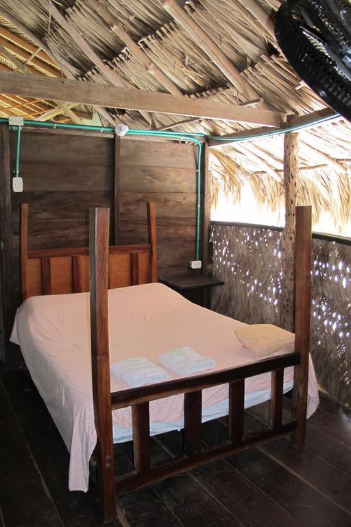 Hostal La Media Luna ปาโลมิโน ภายนอก รูปภาพ